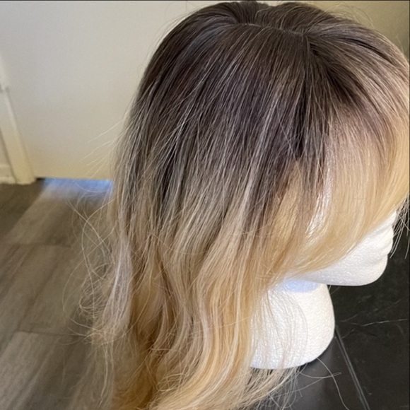 Rooted Wavy Mixed Blonde Synthetic Wig with Bangs - New #C - Picture 11 of 16